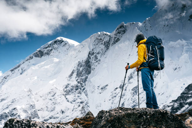 Bien se préparer en montagne : Montagnard ou Traileur, quel style adopter ?