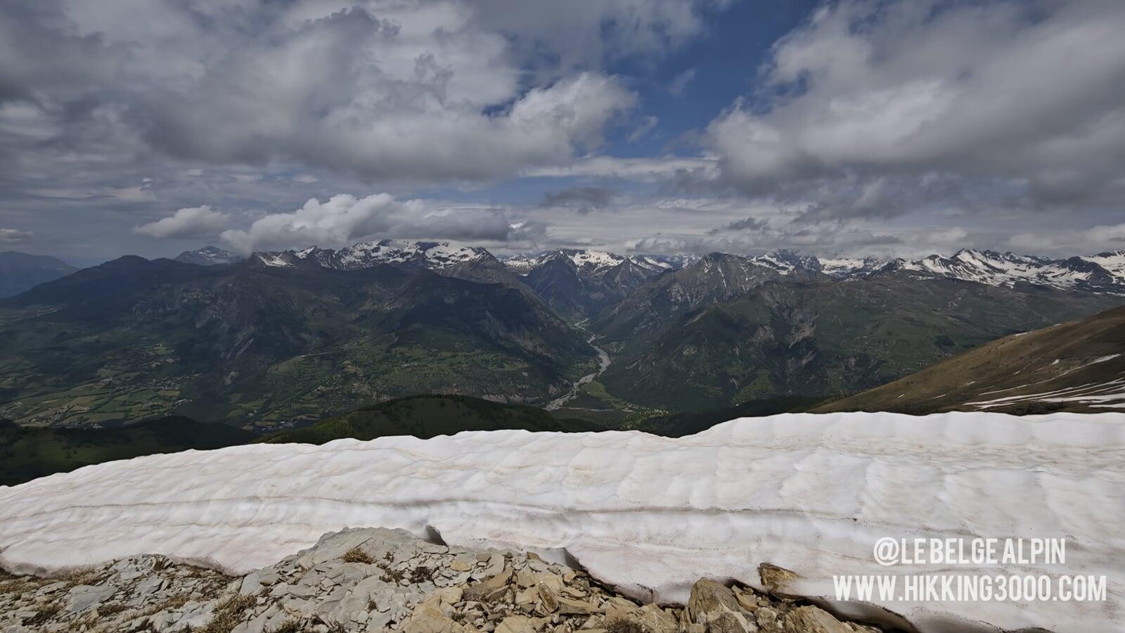 Sur le sommet Gran Autane